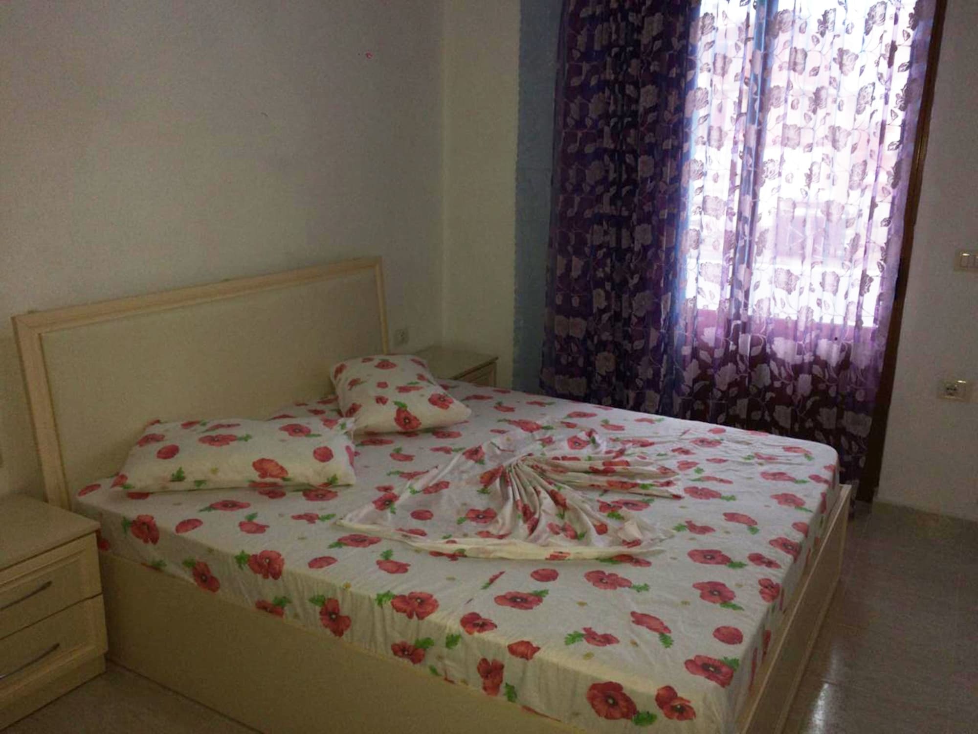 Apartament Besa *
